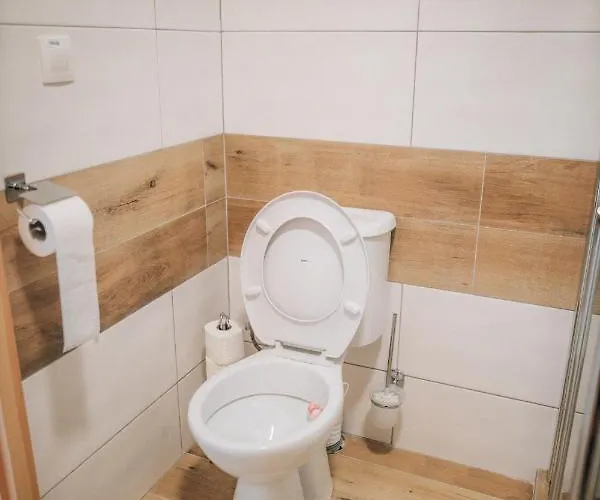 Utulna Garsonka V Prirode Pro 2 Osoby